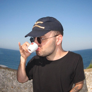 中文字幕乱偷无码AV先锋
